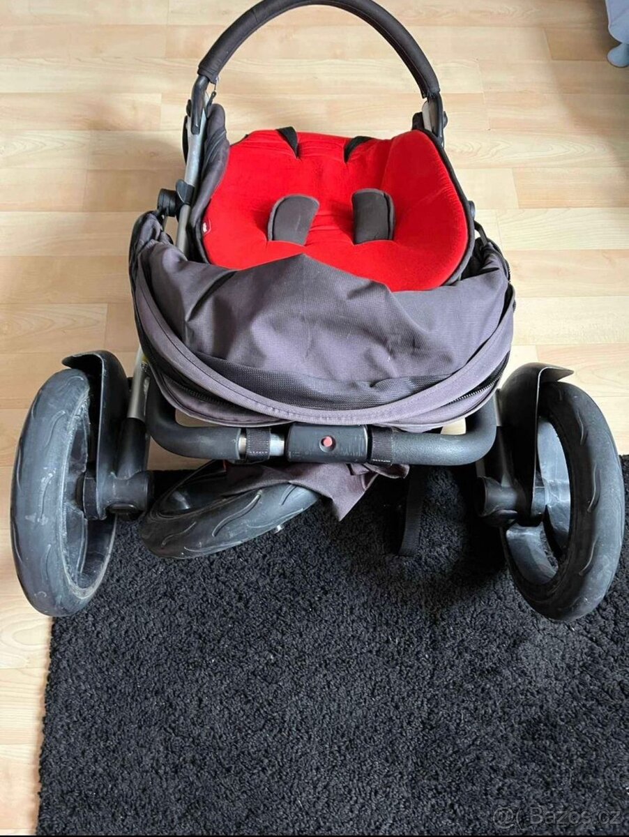Phil and Teds sourozenecký kočárek–Kompaktní, funkčni