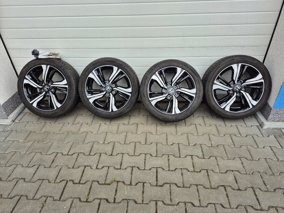 Honda Civic - Originální 17" alu kola - Letní pneu