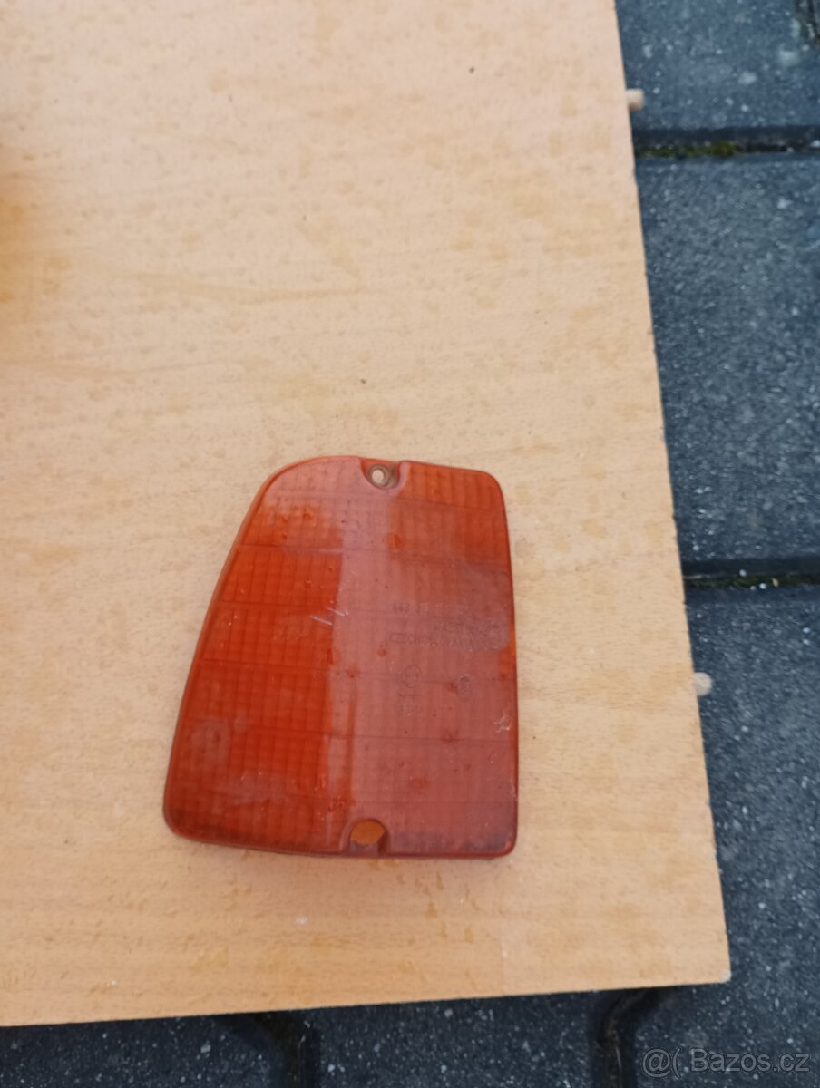 Sklo předního blikače S120