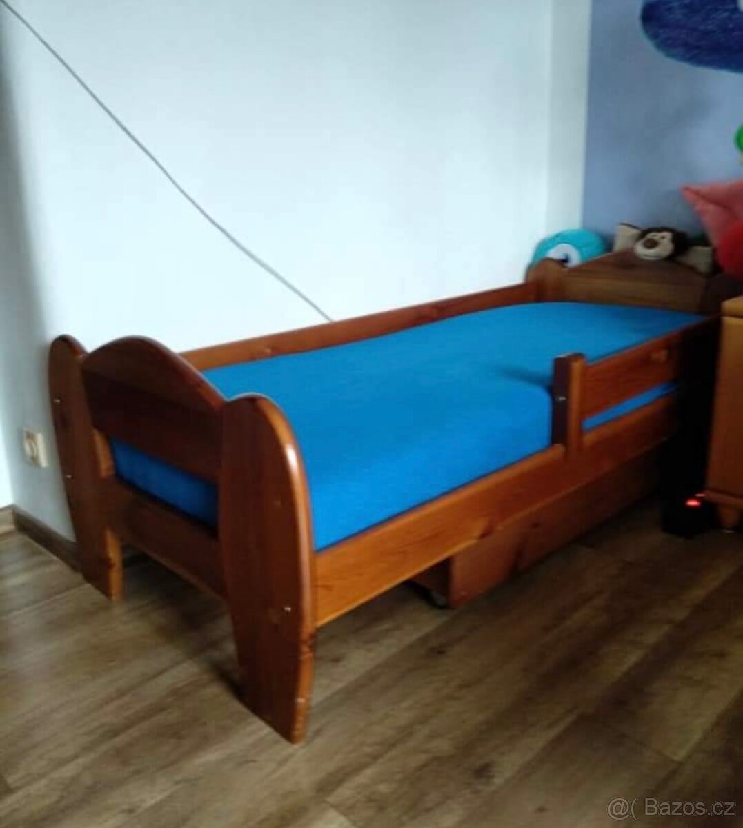 Dětská postel