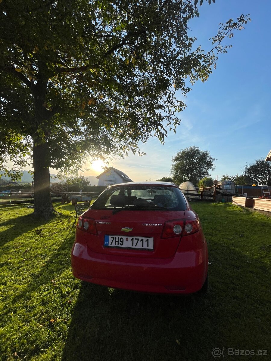 Chevrolet Lacetti 1.6