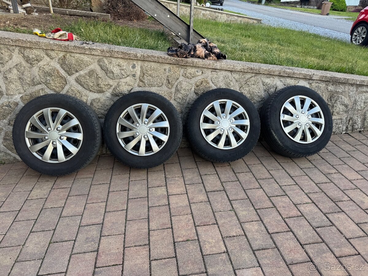 Kola 5x112 R15 s pneu Michelin