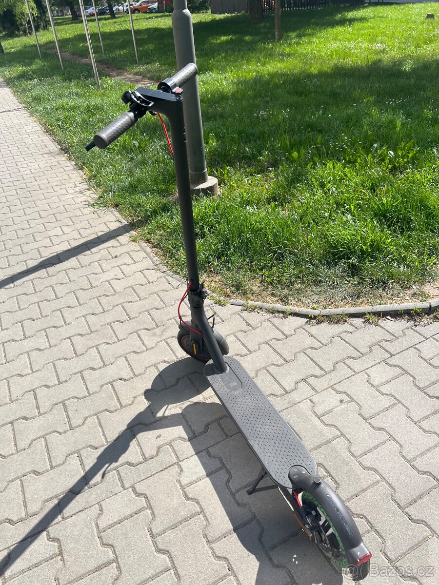 Elektrická koloběžka xiaomi mi pro 2
