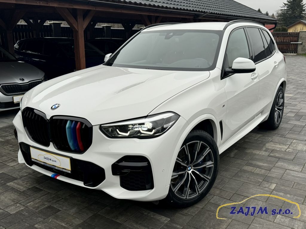 BMW X5 M40i X-drive 4/2022 35.000km odpis DPH