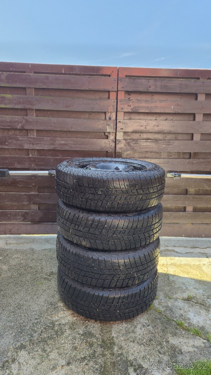 Barum Polaris 5 zimní kola 5x112 R15