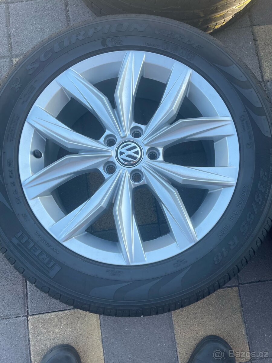Prodám originál kola alu volkswagen tiguan