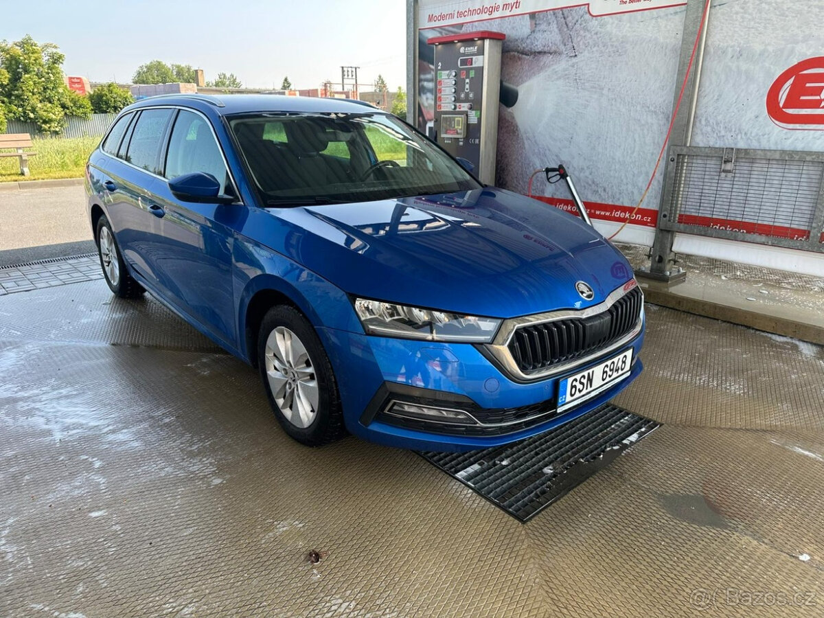 Škoda Octavia IV 2.0 TDi Auto na splátky bez registru