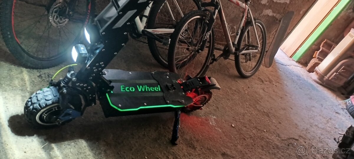 Elektrická koloběžka,,Eco-Predator, dual 8000W