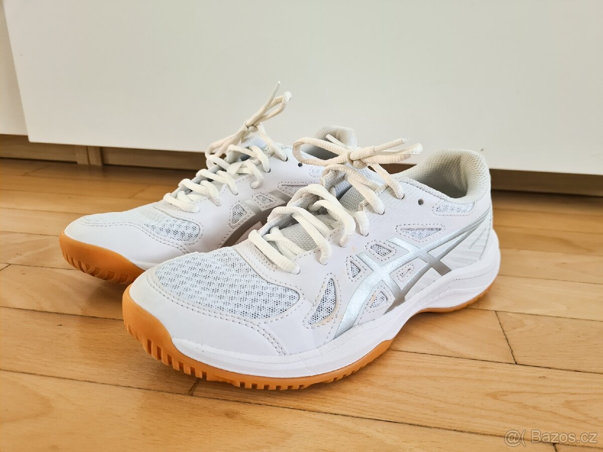 Sálové boty Asics Upcourt, vel. EUR 37