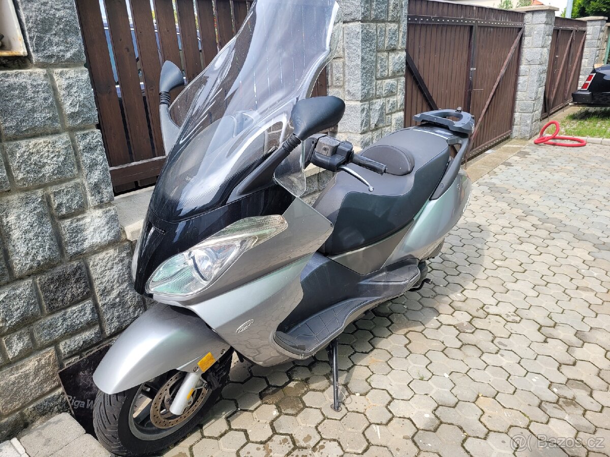Skutr aprilia atlantic 125
