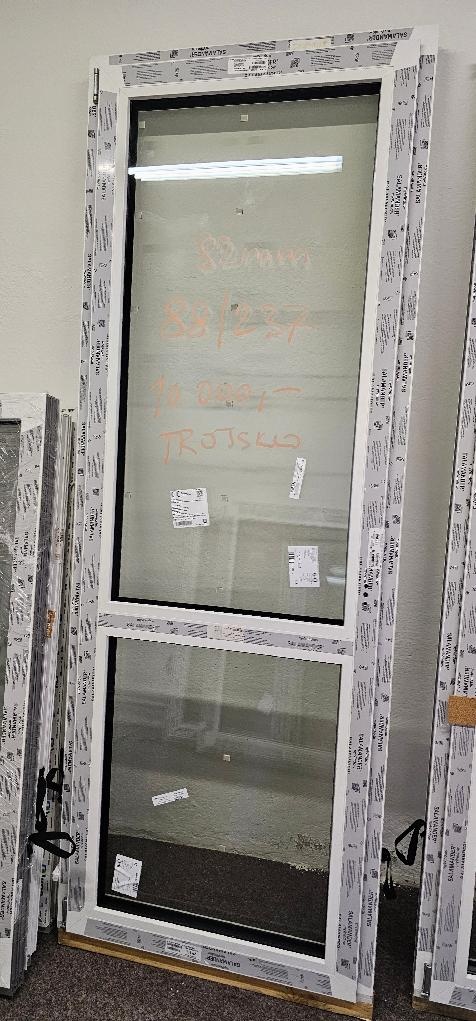 Balkonové dveře plastové