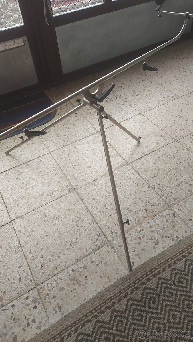 Prodám NAVIJÁKY, PRUTY, STOJANY