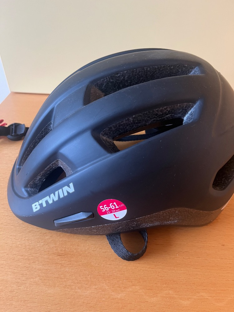 Nová helma BTWIN
