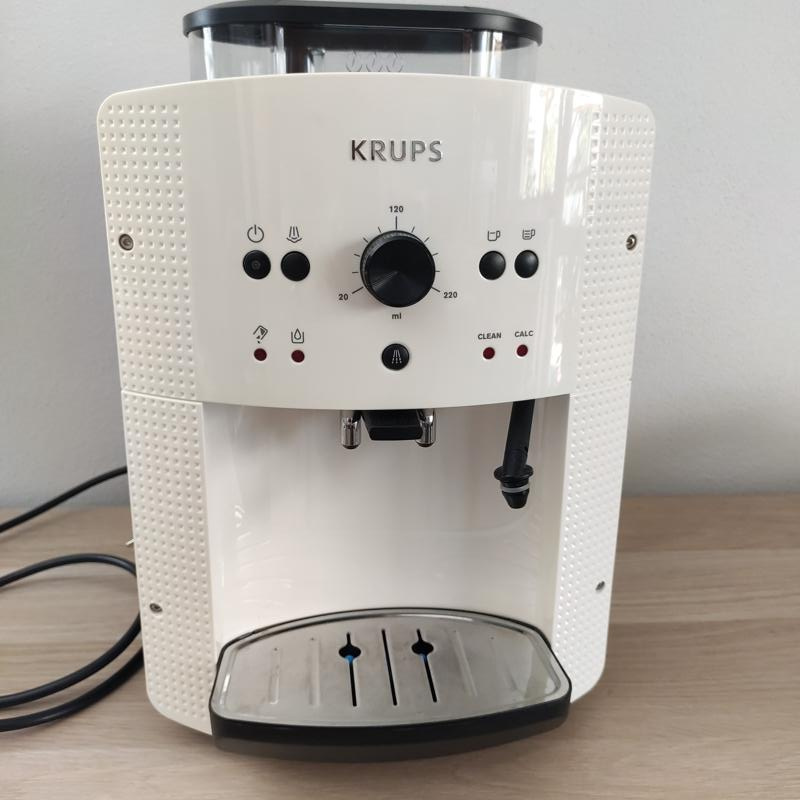 Kávovar KRUPS - nové těsnění, vyčištěný