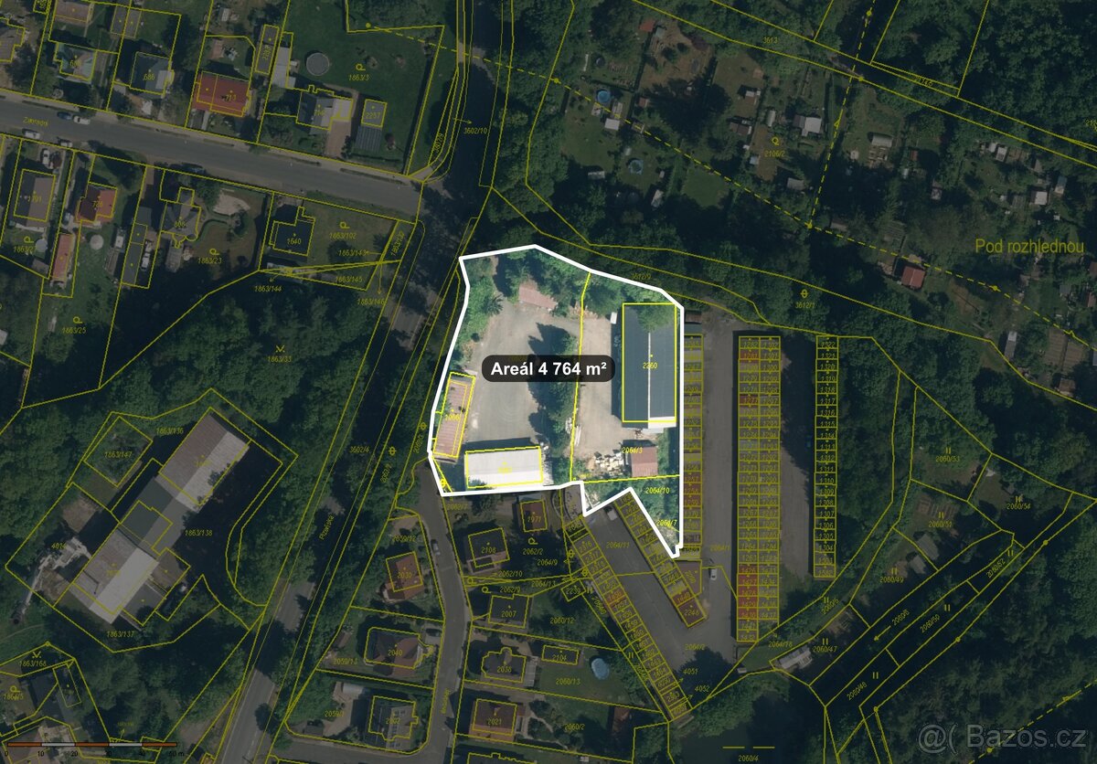 1/2 spoluvlastnického podílu areálu s administrativní budovo