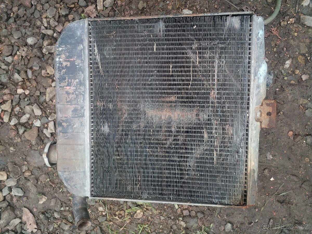 Prodám chladič na škoda 110R