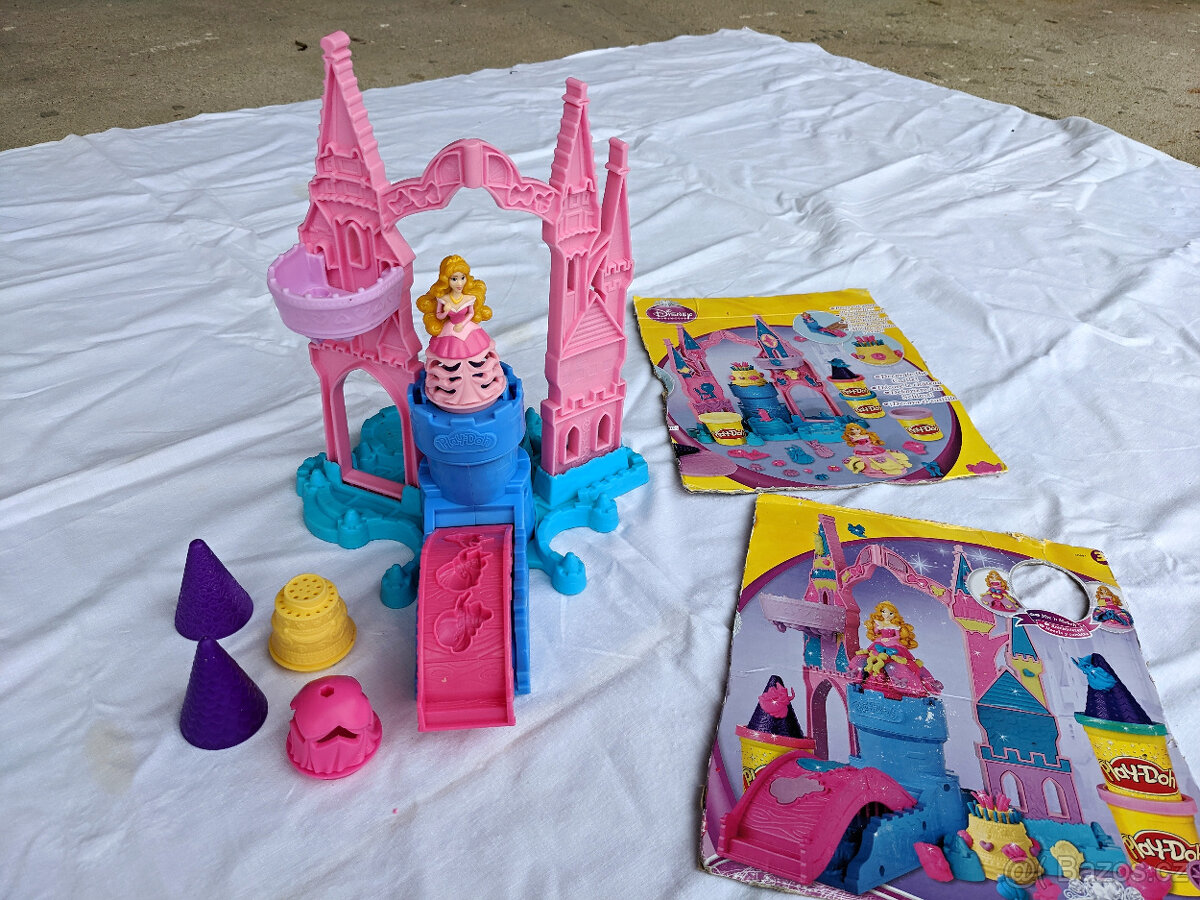 Play-Doh-Princess kouzelný palác Růženka, Popelka - 72 dílků