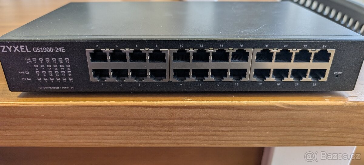 Zyxel GS1900-24E managed switch
