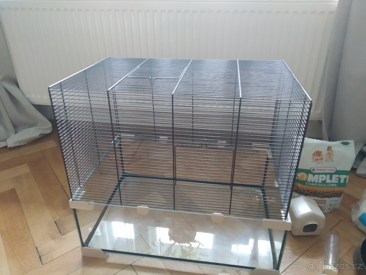 Klec pro drobné hlodavce se skleněným spodkem