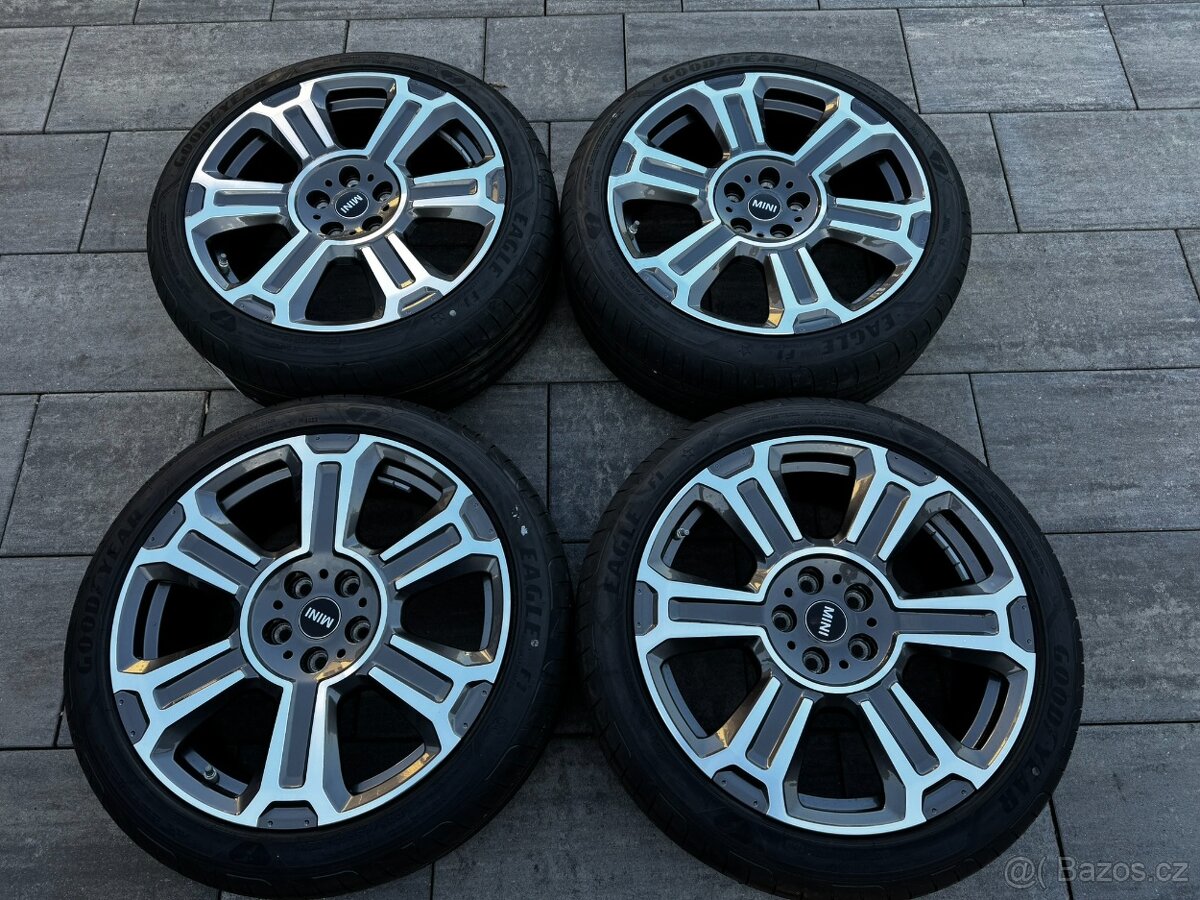 Originál alu kola Mini Countryman F60 zánovní R19
