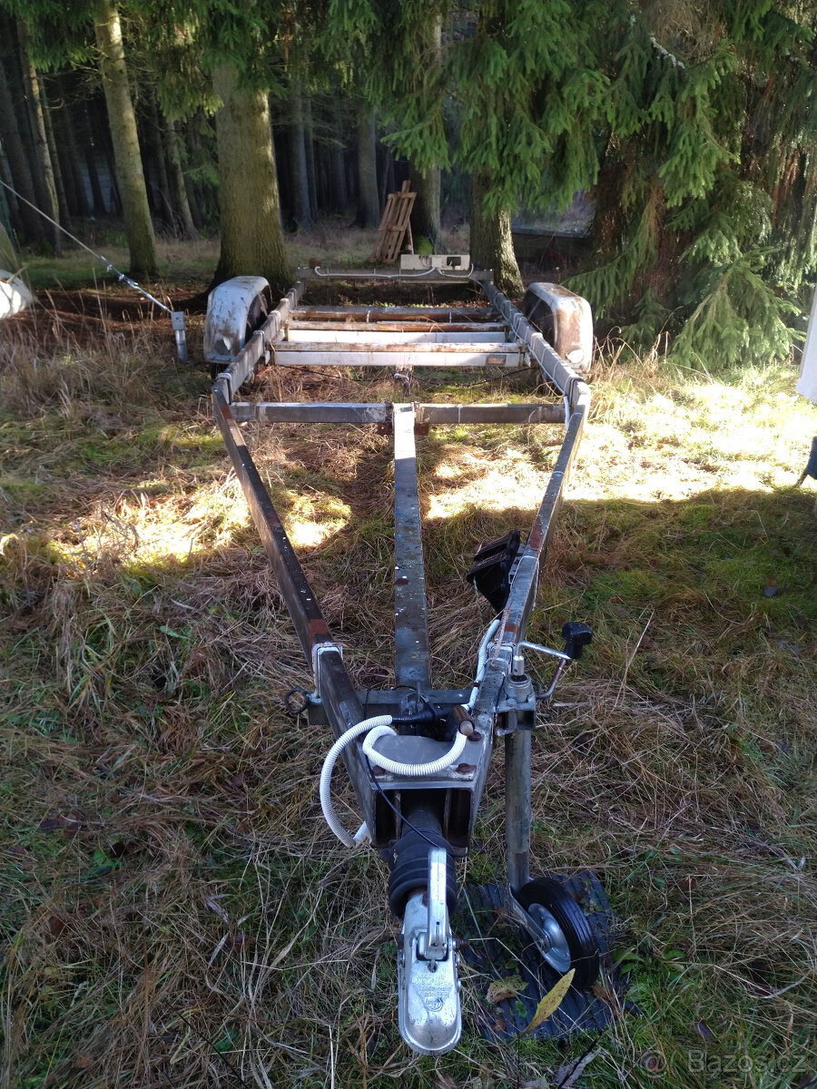 přívěsný vozík za automobil