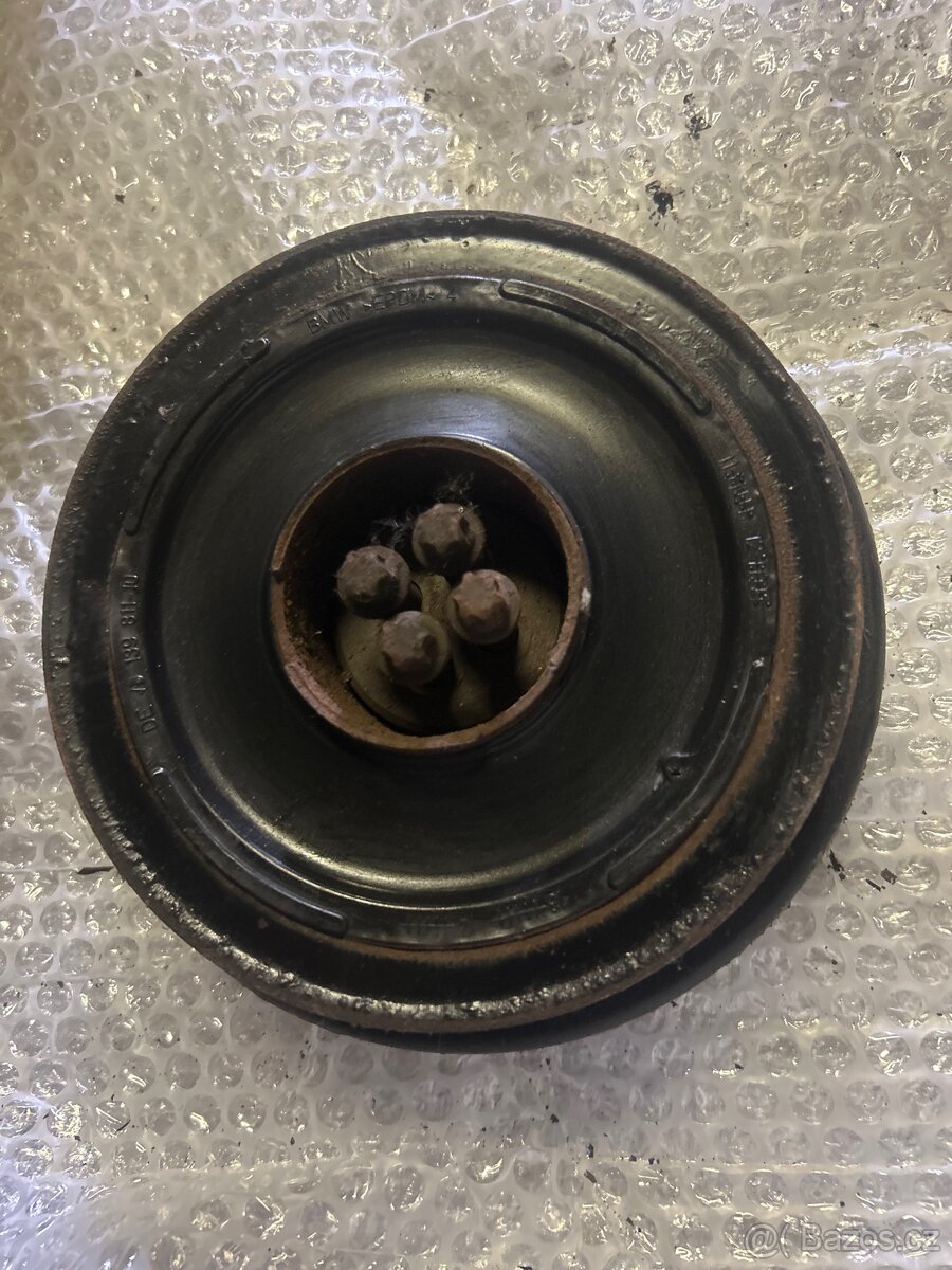 Remenice bmw f10 f11 n57 190kw