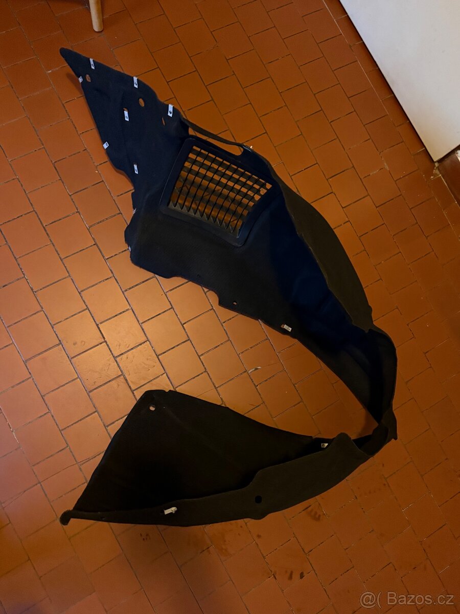 Podběh pravý Camaro 2016-2023 SS / LT / LS