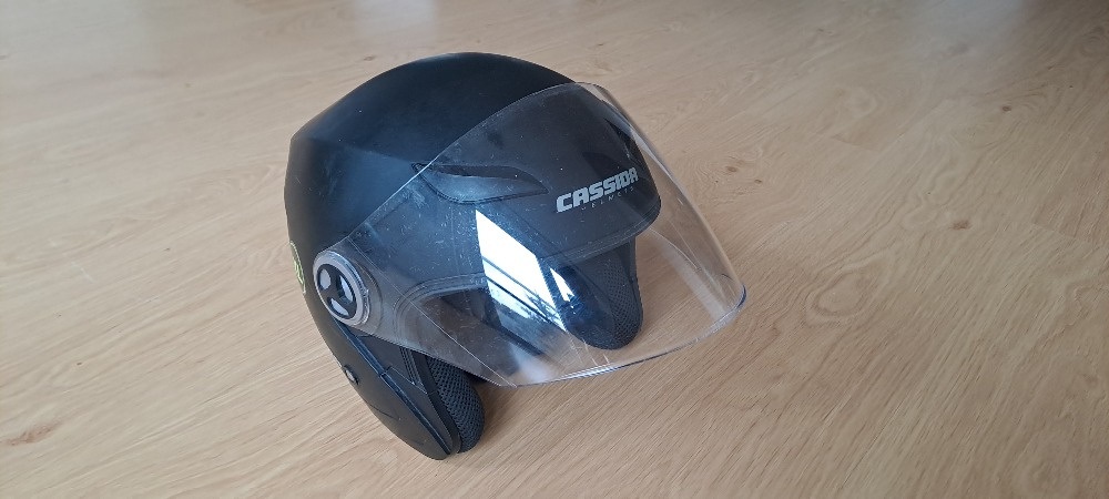 helma na skůtr Cassida