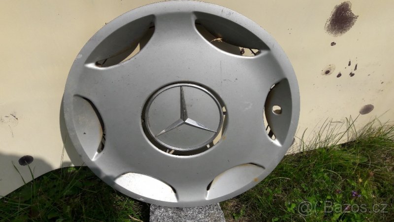 Mercedes-Benz - poklice - 1ks