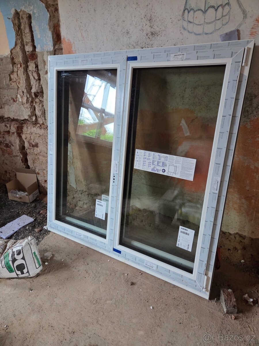 Okna 1500x 1500mm trojsklo