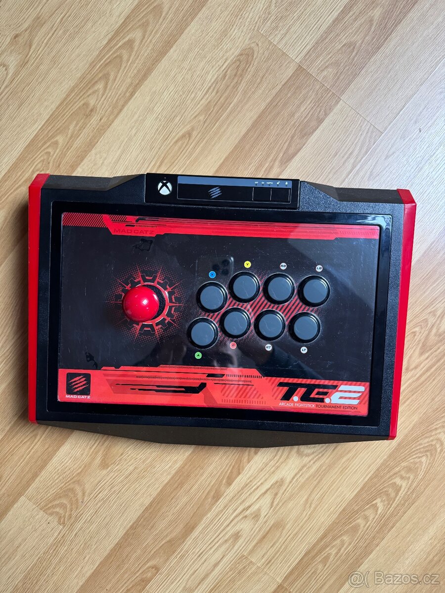 MadCatz TE2 Arcade Fight Stick Xbox Series S / X