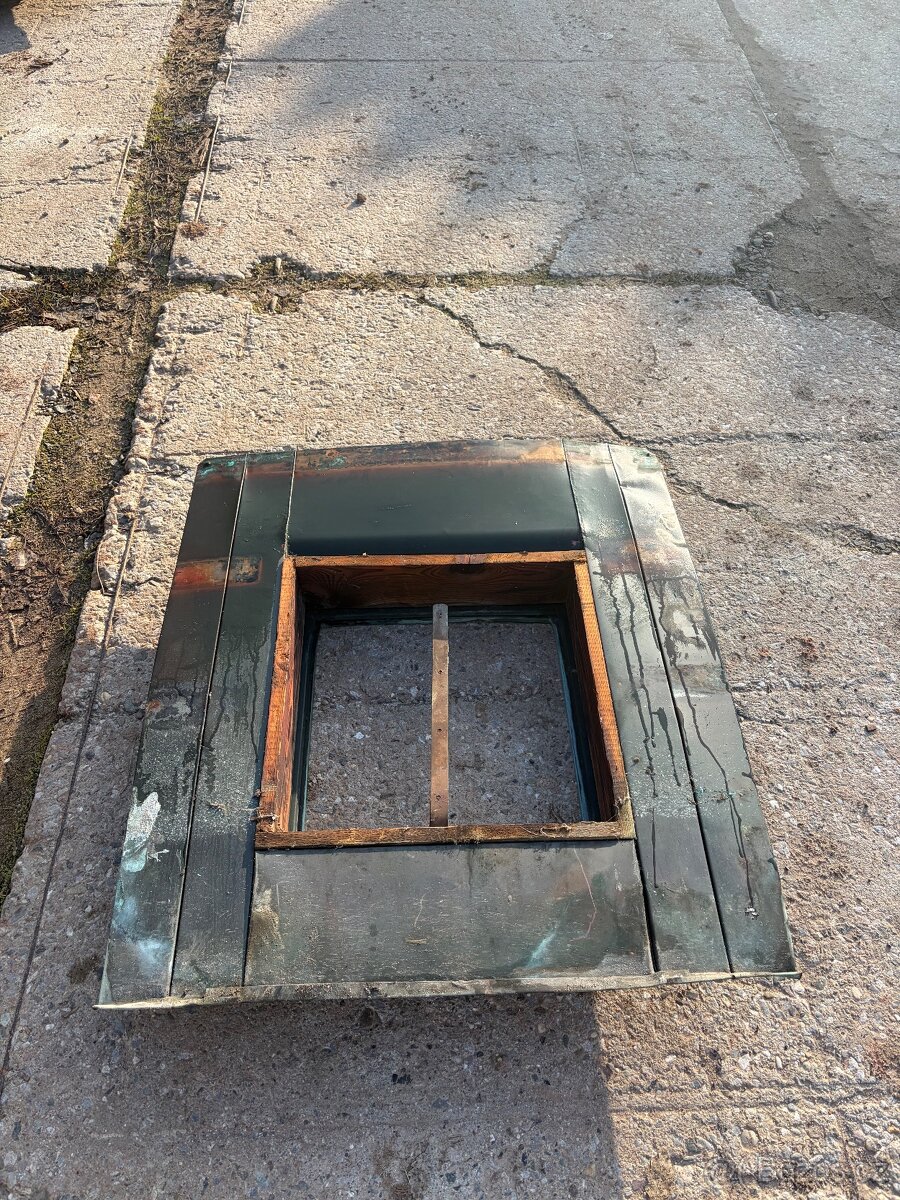 Měděné střešní výlezy