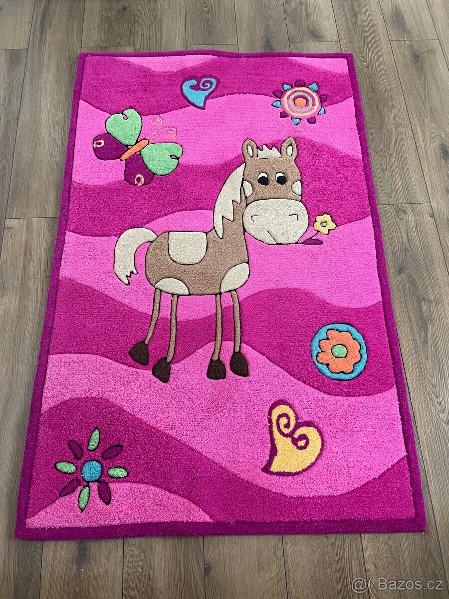 Dětský koberec s 3D vzory