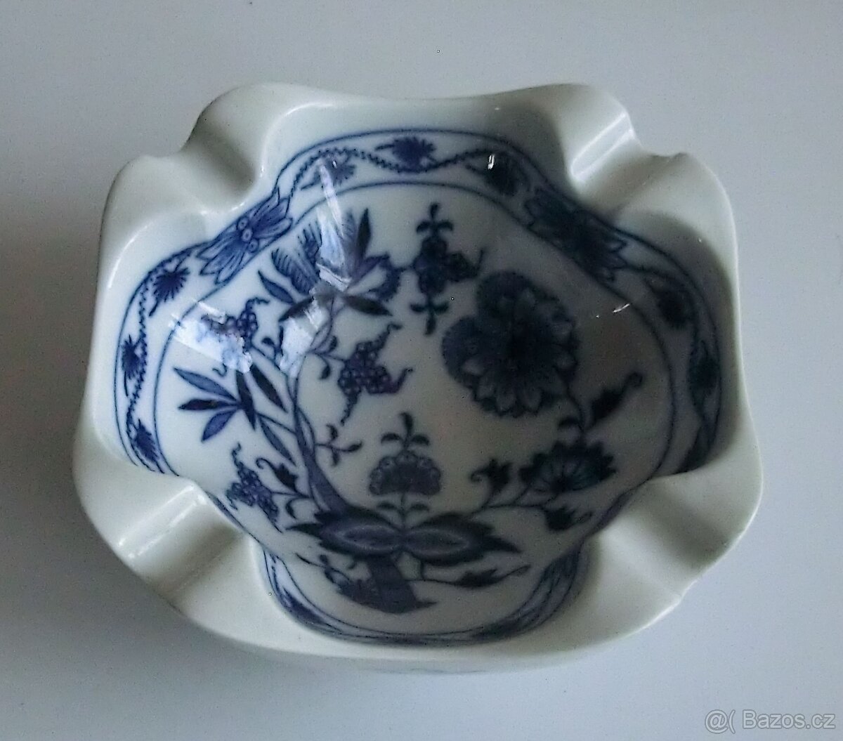 Cibulák Dubí - Popelník