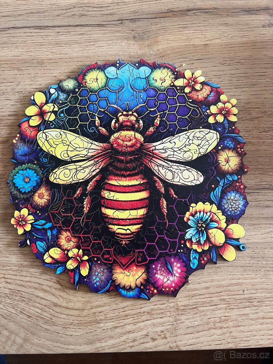 Dřevěné puzzle - včela