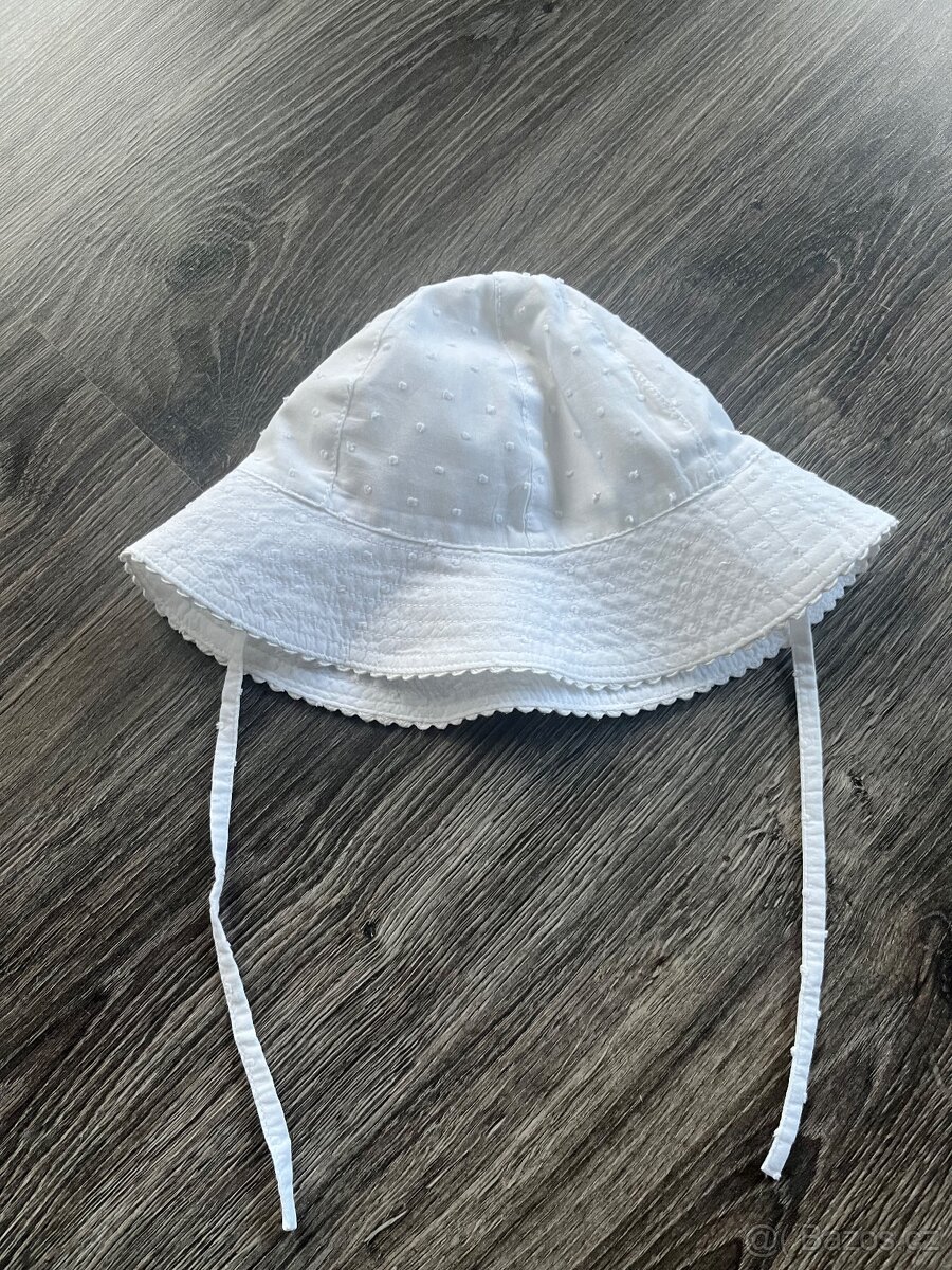 klobouček h&m vel 80