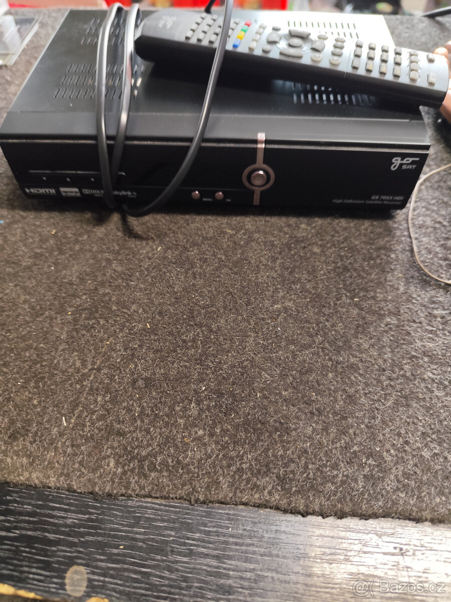 prodám satelitní HDTV přijímač