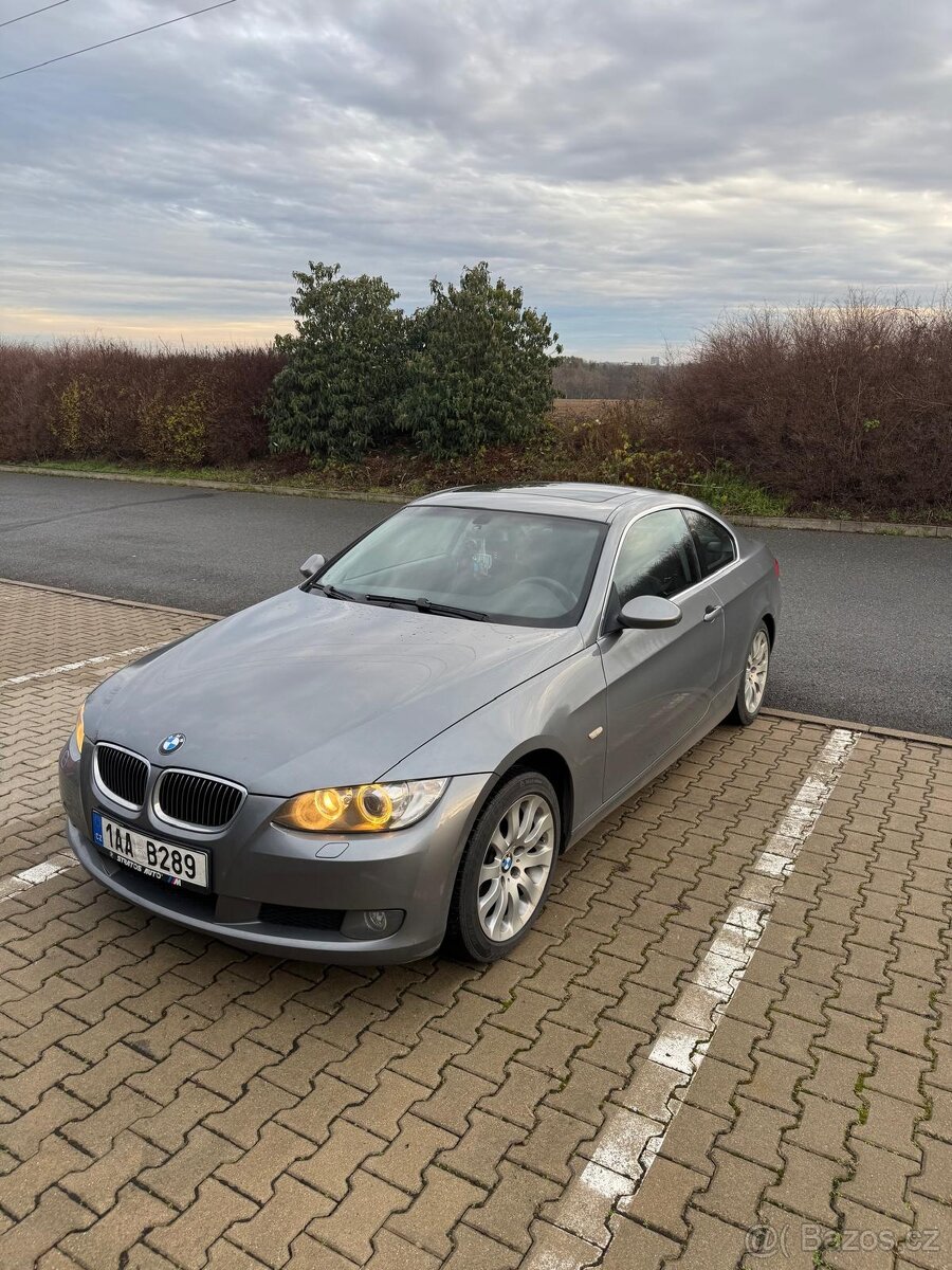 BMW E92 coupe 325i 160Kw-218hp -manuál, zadokolka