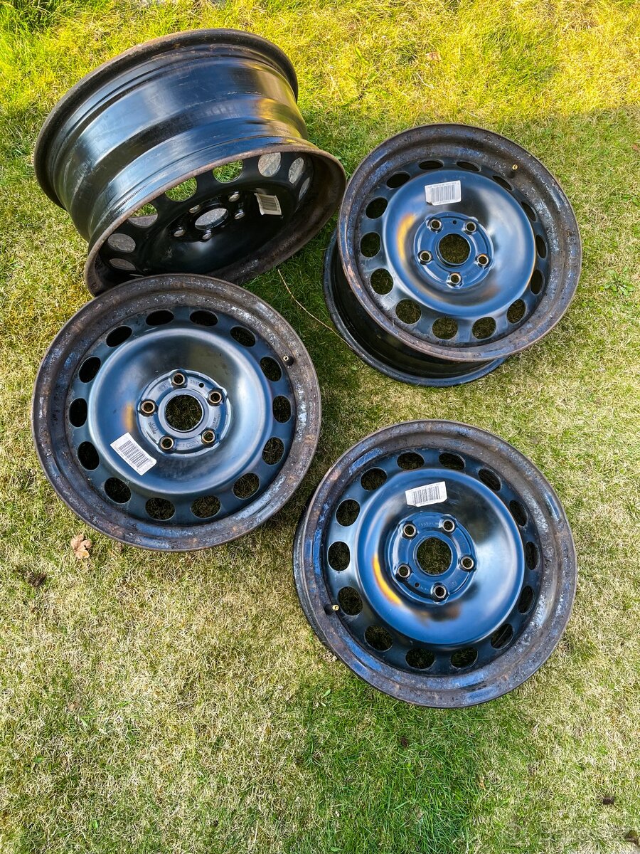 Plechové disky R16 5x112 - Originál Audi
