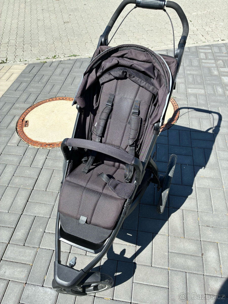 Thule Urban Glide 2 black + příslušenství