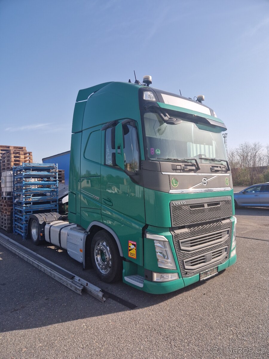 Volvo 500 Retarder Lowdeck 2018 Závada na motoru