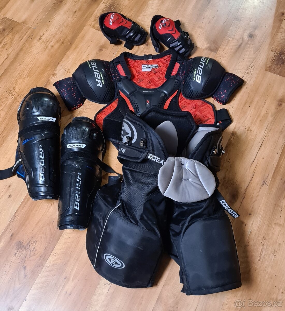 Dětské kalhoty, vesta a holeně (11-13 let), Bauer, Easton