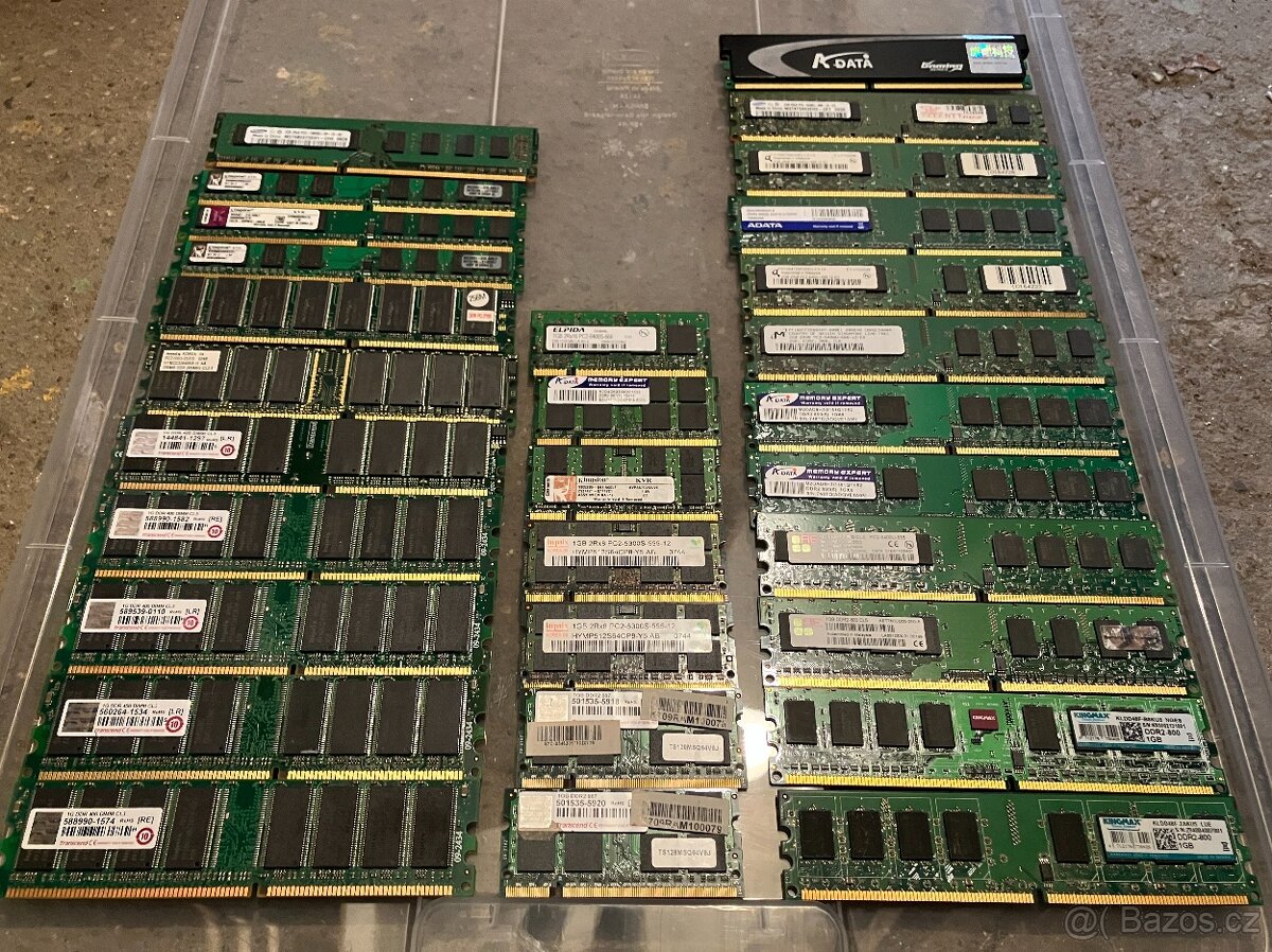 Paměti RAM do PC, typu DDR, DDR2 a DDR3, uvedená cena za vše