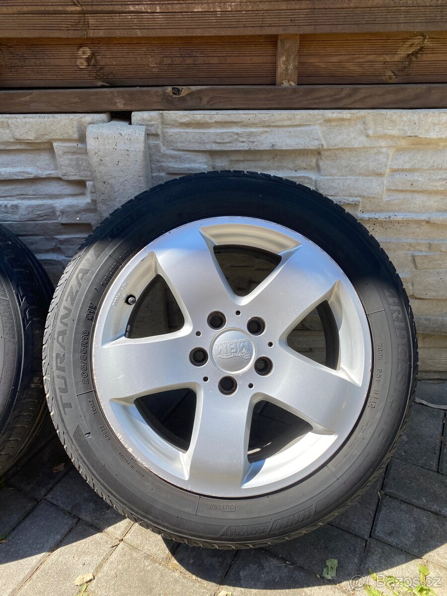 Alu kola MAM průměr 16 rozteč 5x112