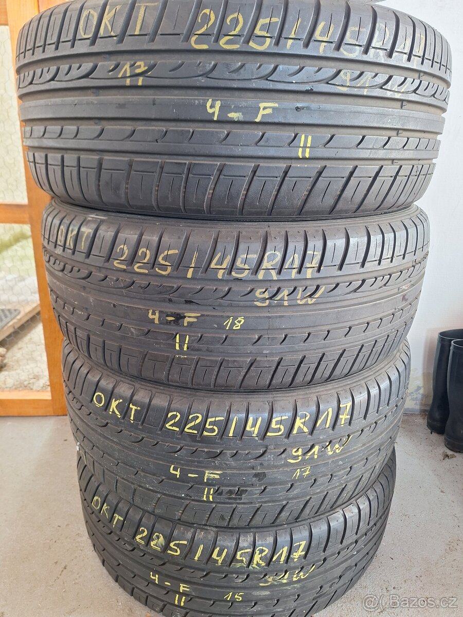 Prodám letní pneu 225/45/17