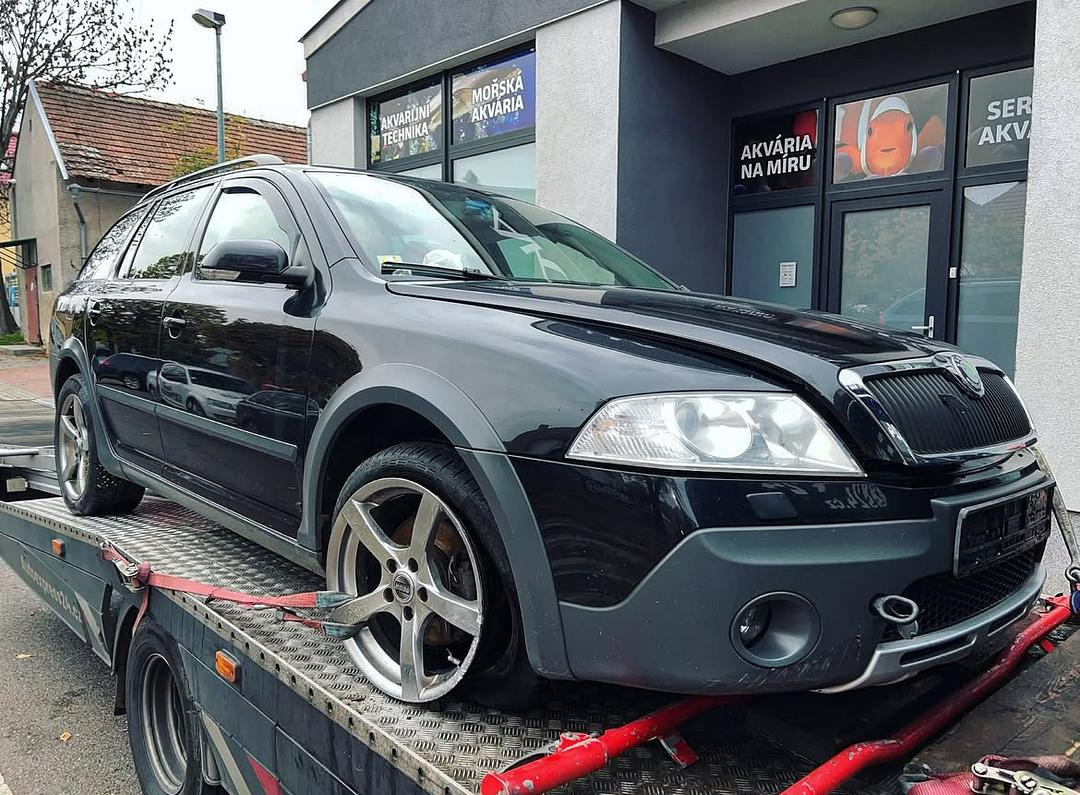 Vůz na náhradní díly Škoda Octavia 2 Scout 2008 BMM JYP LF9R