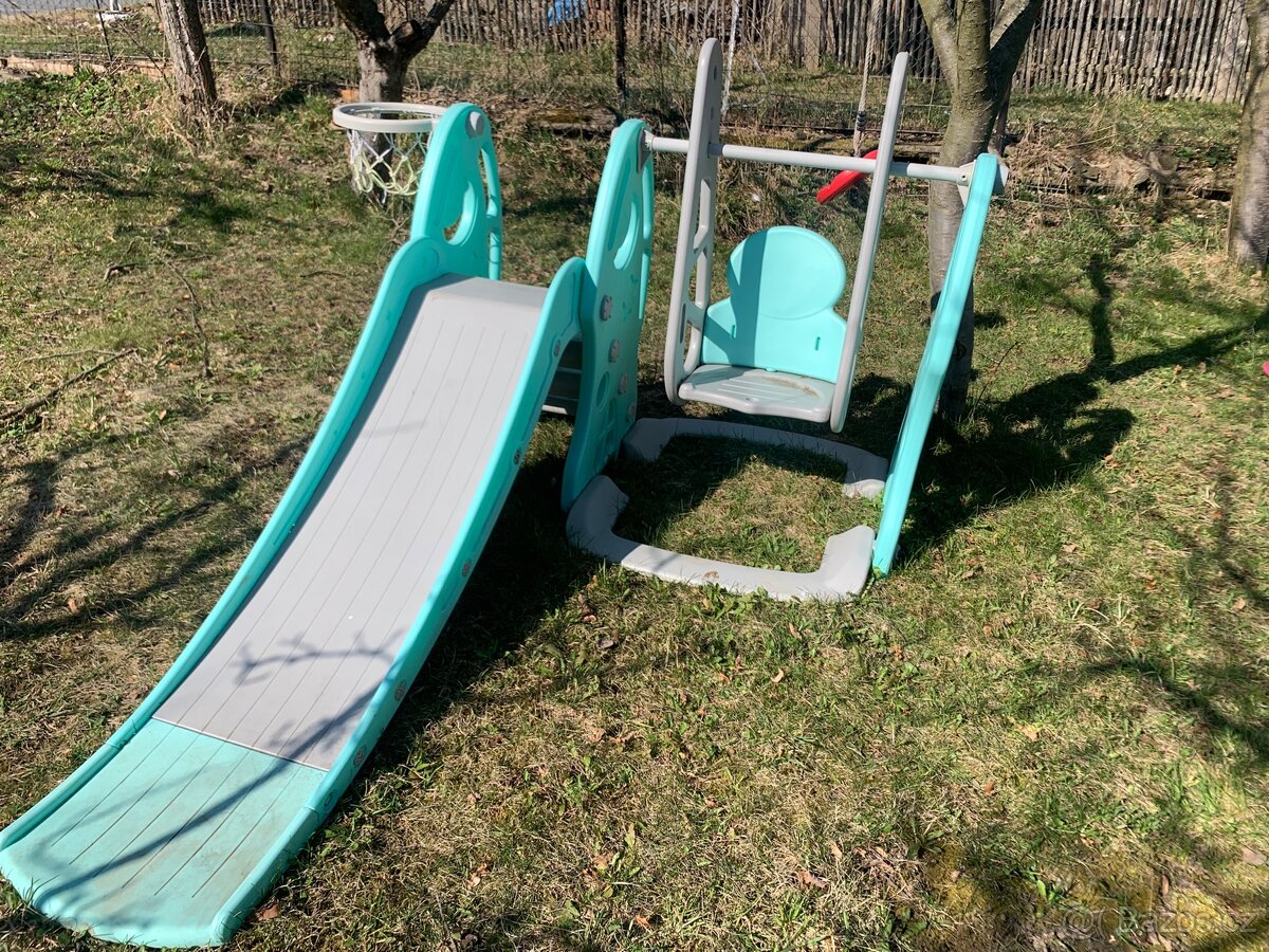 Dětské hřiště na zahradu