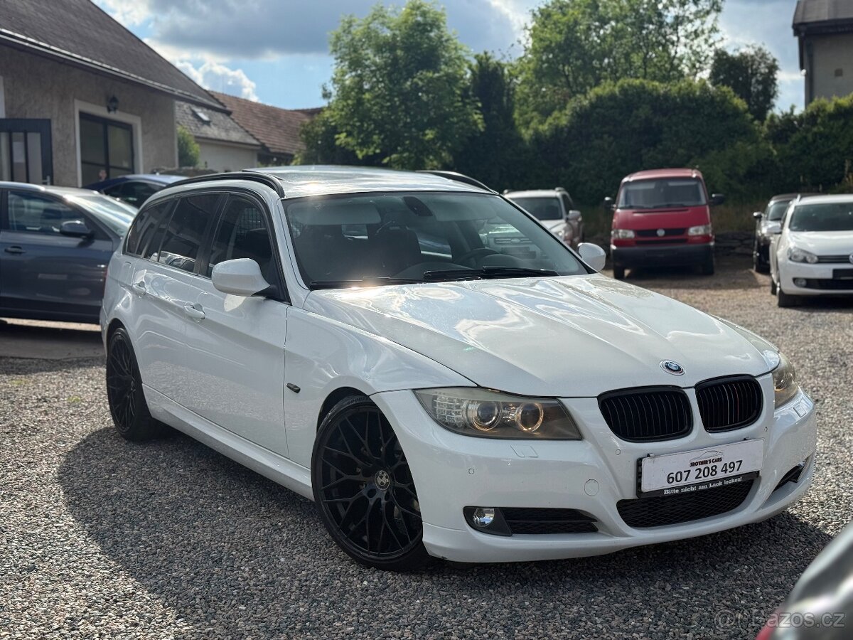 BMW E91 320d LCI (Navi-xenony-senzory-6MT-19”ALU)
