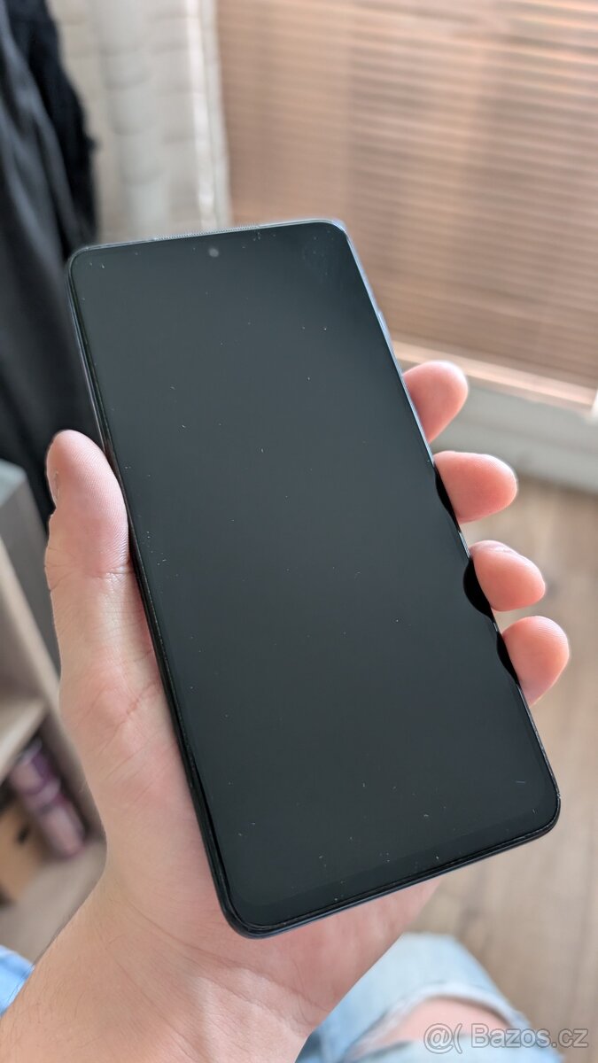 Xiaomi Poco X3 Pro 8/256GB + 9 stylových krytů + 3 skla