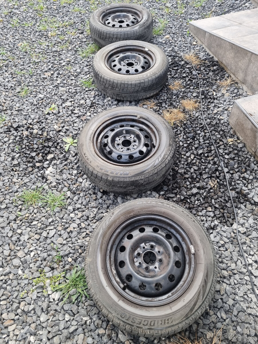 Sada plechových disků se zimním obutím 175/65/R14 82T